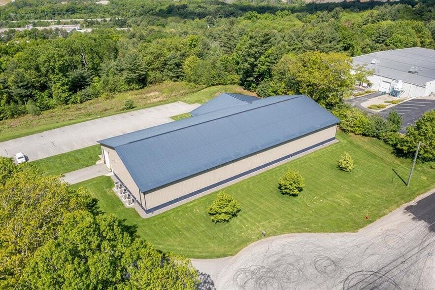 More Photos Of 51 Ridge Rd, Putnam Industrial For Lease