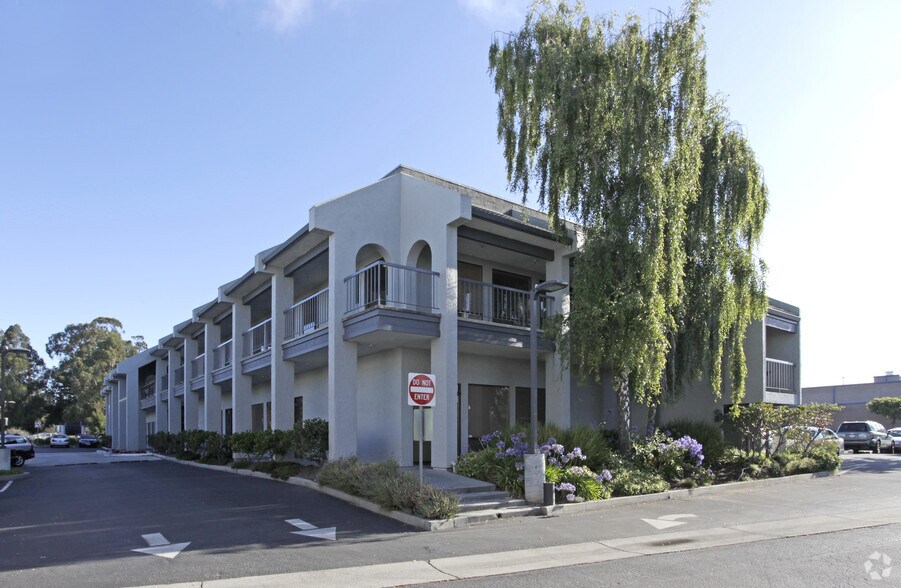 More Photos Of 2880 Soquel Ave, Santa Cruz Office For Lease