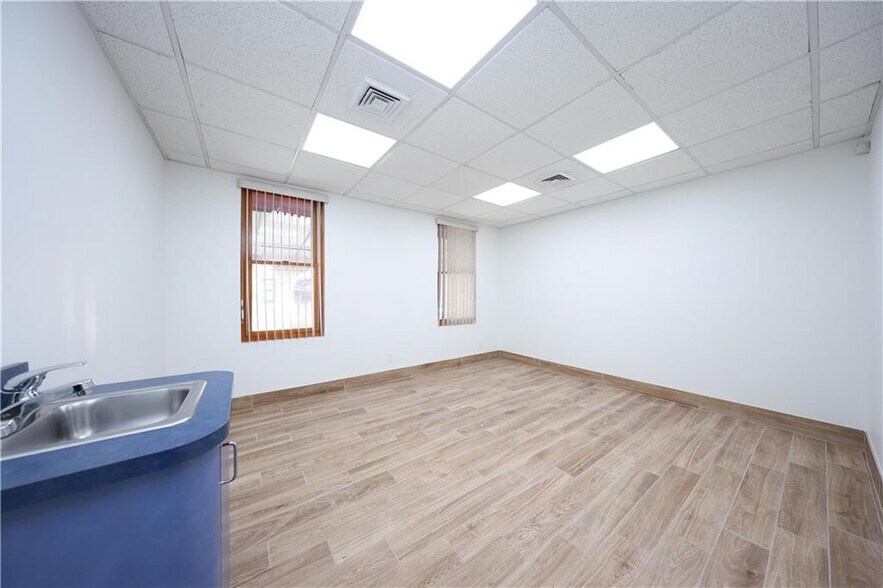 More Photos Of 248 Avenue P, Brooklyn Office Residential For Sale