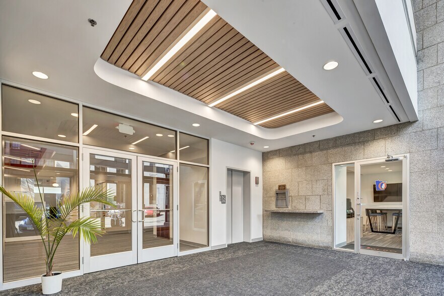 More Photos Of 717 W St Germain St, Saint Cloud Office For Sale