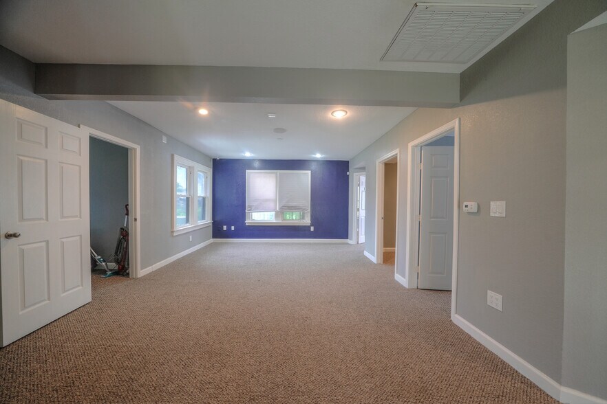 More Photos Of 2424 Southmore Blvd, Houston Medical For Lease