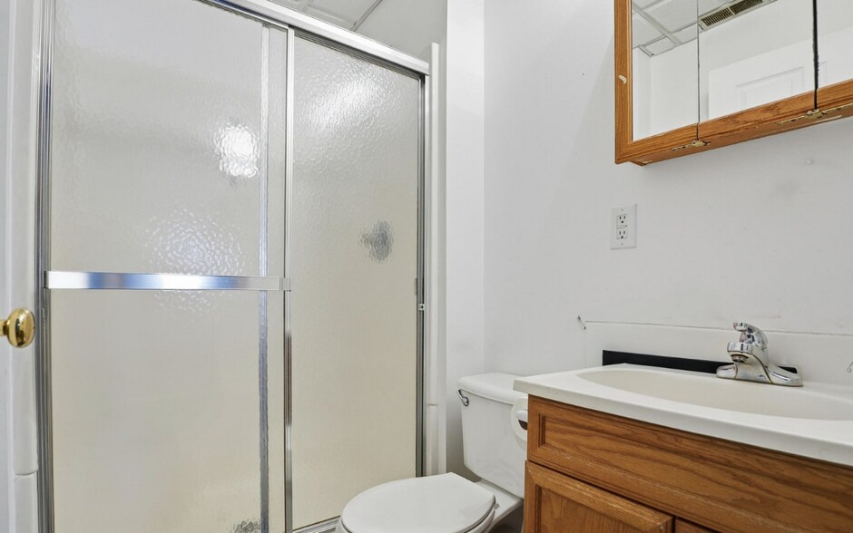 More Photos Of 528 W Main St, Wise Storefront For Sale