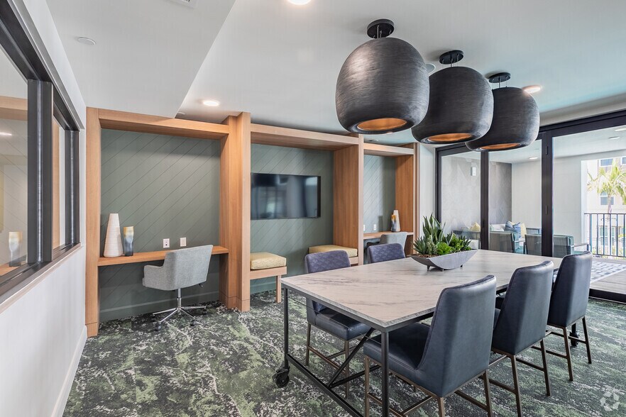 More Photos Of 1445 Town Center Dr, Chula Vista Apartments For Lease