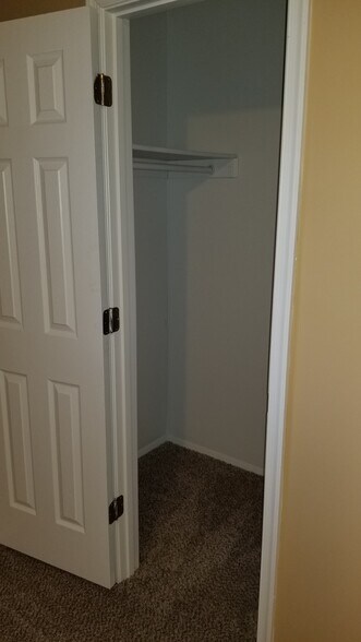 More Photos Of 156 Delmar Ln, Newport News Apartments For Sale