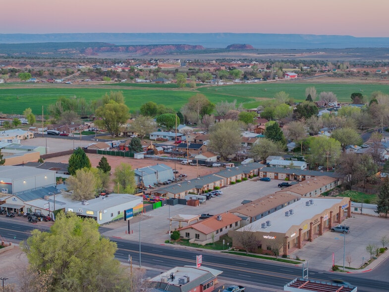 More Photos Of 386 E 300 S, Kanab Hotel For Sale