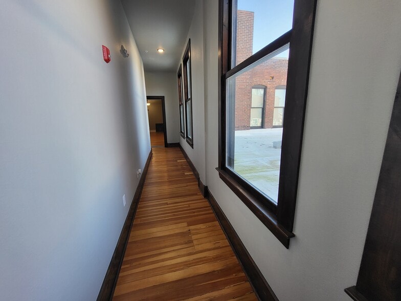 More Photos Of 223 W 3rd St, Joplin Apartments For Sale