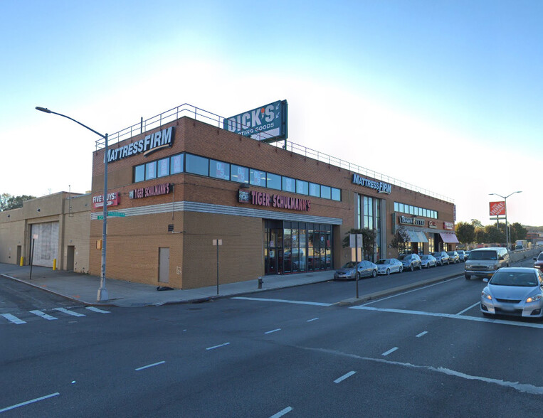 Primary Photo Of 73-25 Woodhaven Blvd, Forest Hills General Retail For Lease