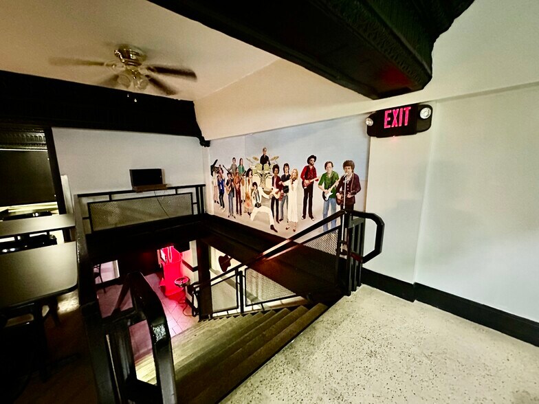 More Photos Of 832 Gallia St, Portsmouth Theater Concert Hall For Sale