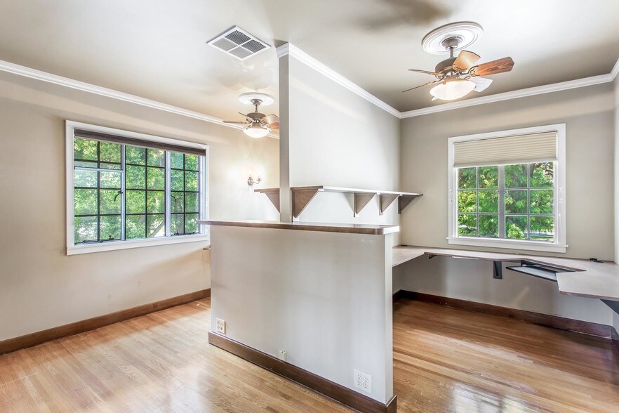 More Photos Of 592 N Euclid, Upland Office For Sale