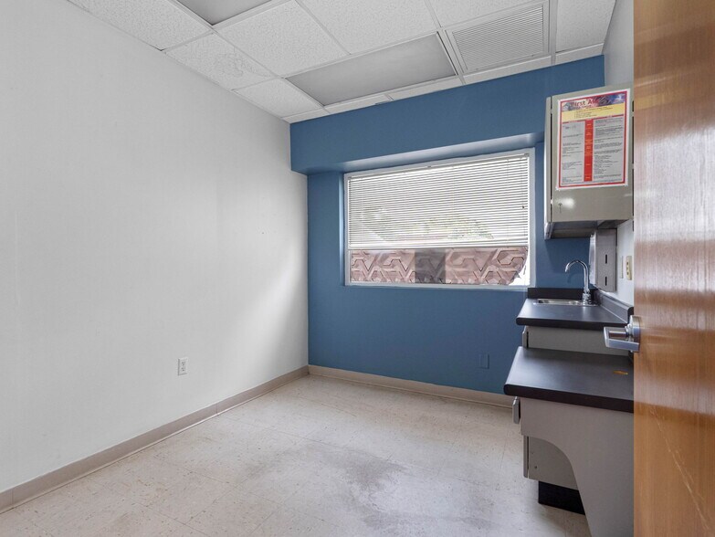 More Photos Of , Tampa Office For Sale