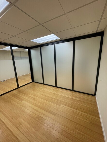 More Photos Of 711-713 Santa Cruz Ave, Menlo Park Storefront Retail Office For Lease