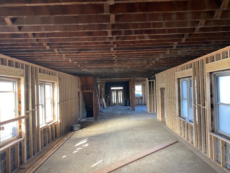 More Photos Of 4339 Hunt Pl NE, Washington Medical For Sale
