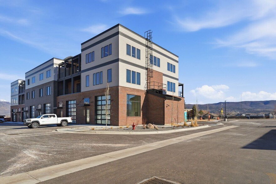 More Photos Of Phase One Unit #6, 1922 US-40 Hwy, Heber City Light Distribution For Lease