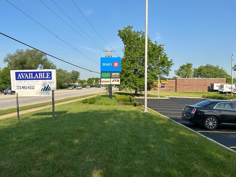 More Photos Of 450 E Higgins Rd, Elk Grove Village Coworking Space