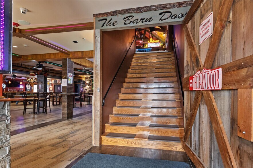 More Photos Of 728 Court St, Utica Restaurant For Sale