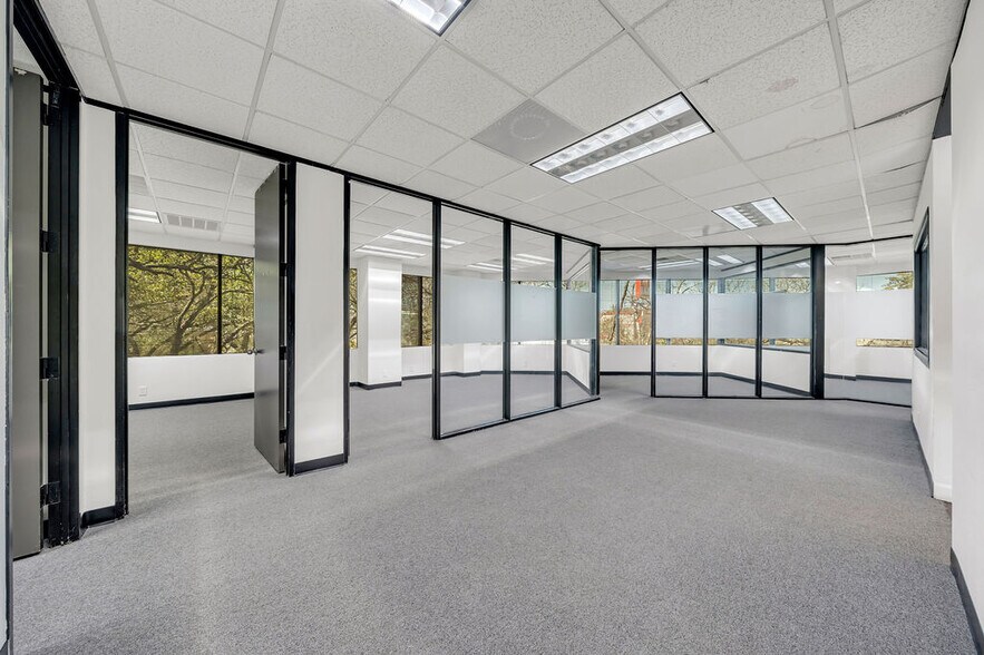 More Photos Of 4242 Medical Dr, San Antonio Medical For Sale