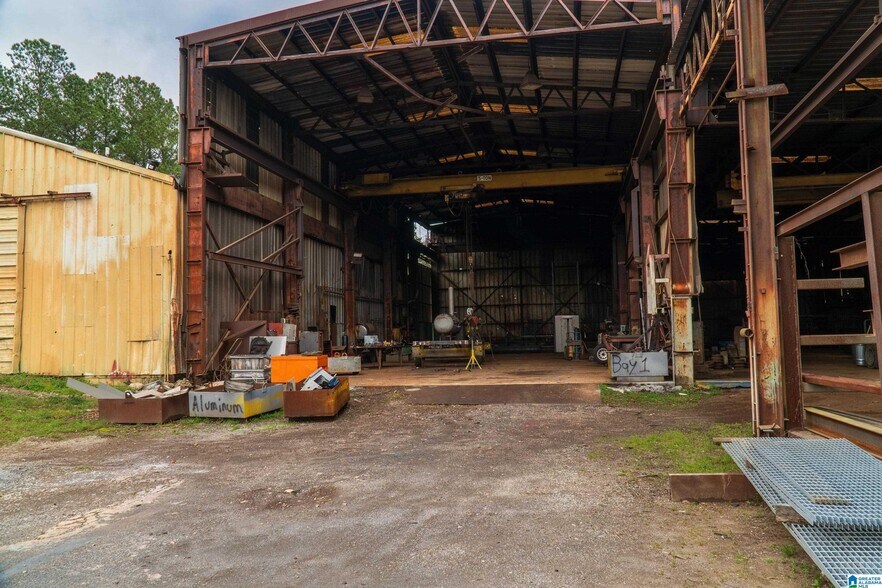 More Photos Of 765 Hart Cir, Warrior Industrial For Sale