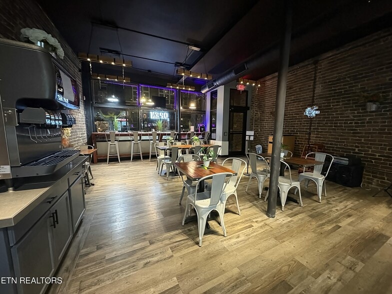 More Photos Of 145 S Gay St, Knoxville Restaurant For Sale