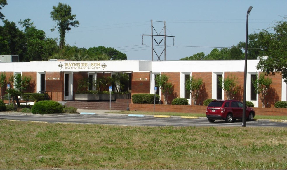 More Photos Of 1951 S Orange Blossom Trl, Apopka Office For Sale