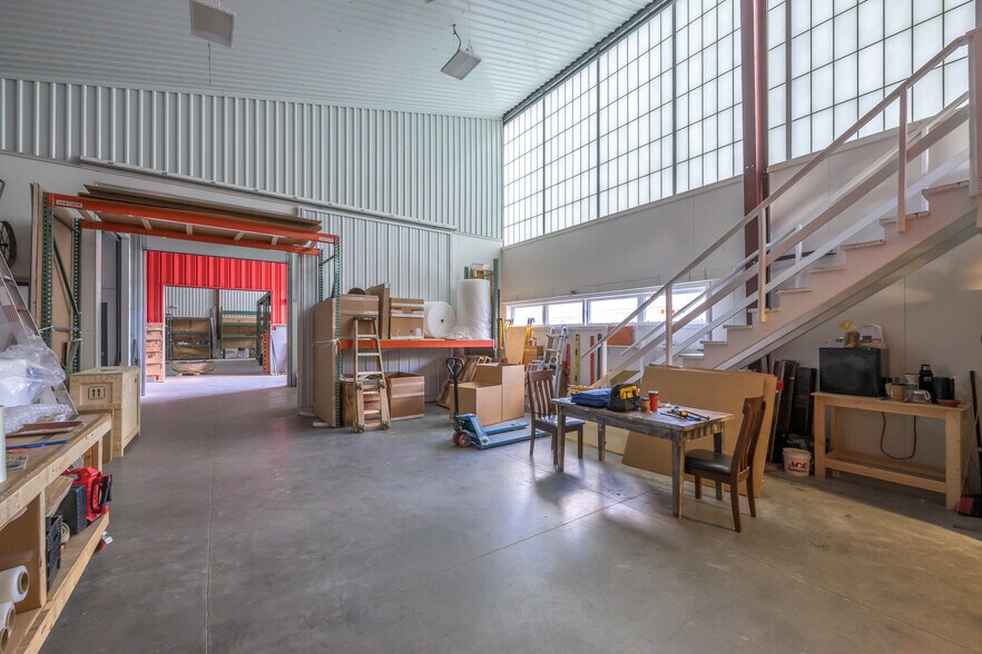 More Photos Of 78-90 Green St, Hudson Flex For Sale