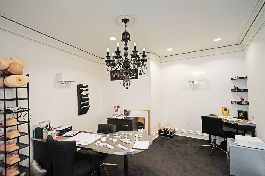 More Photos Of 30-34 N 3rd St, Yakima Office For Lease