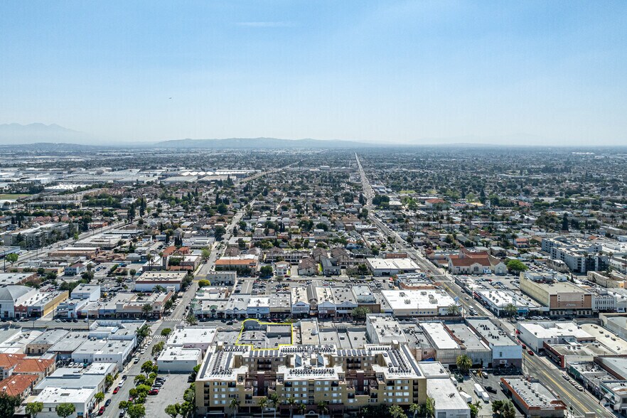 More Photos Of 6315-6323 Pacific Blvd, Huntington Park Storefront For Sale