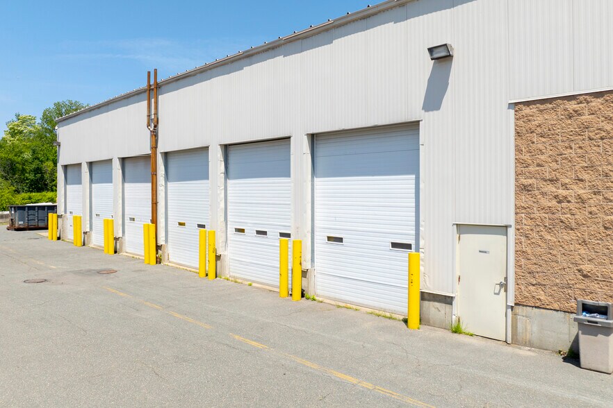 More Photos Of 125 Liberty St, Brockton Manufacturing For Lease