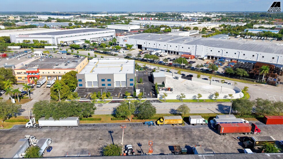 More Photos Of 10941 NW 123rd St, Medley Industrial For Lease