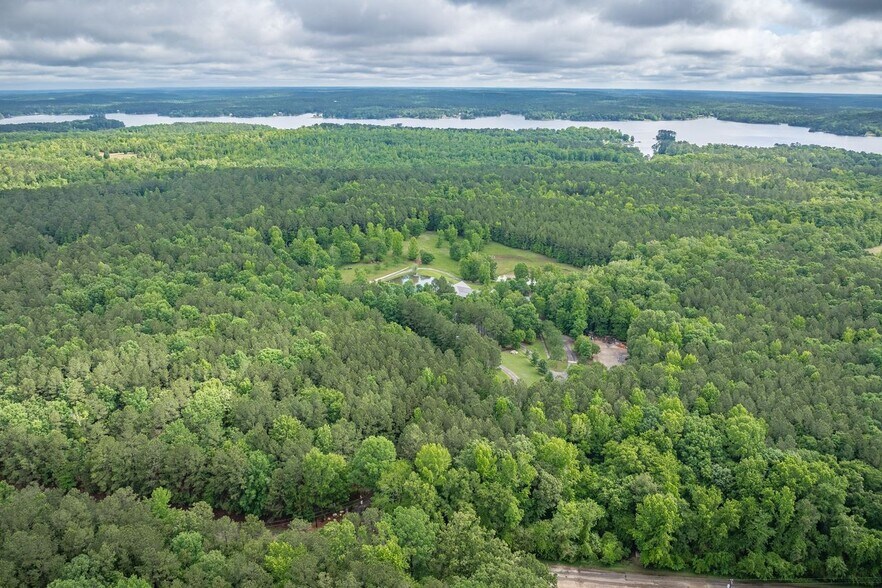 More Photos Of 1530 Buck Hill Rd, Ridgeway Industrial For Sale