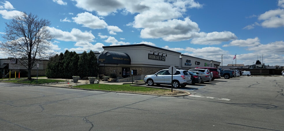 More Photos Of 10200 Coldwater Rd, Fort Wayne Unknown For Lease