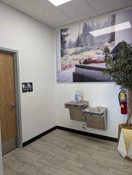 More Photos Of 3025 N Zaragoza Rd, El Paso Storefront Retail Office For Lease