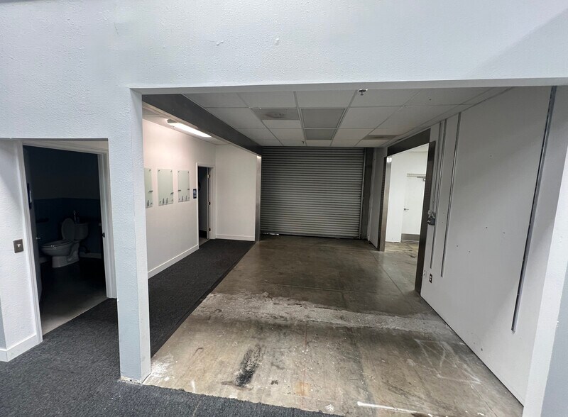 More Photos Of 20 N East St, Woodland Industrial For Lease