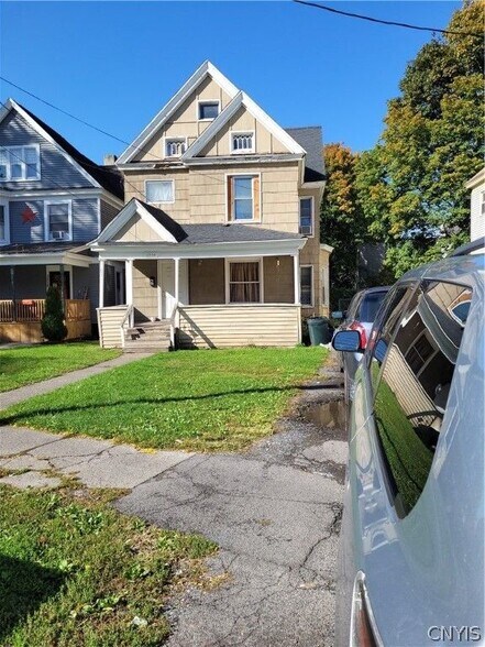 More Photos Of 3514 S Salina St, Syracuse Apartments For Sale
