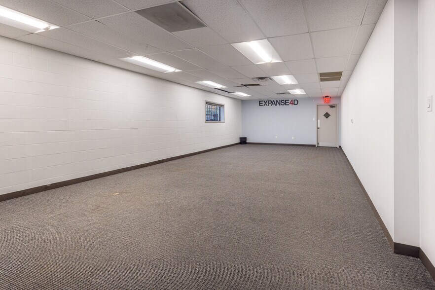 More Photos Of 8020 Westglen Dr, Houston Office For Lease