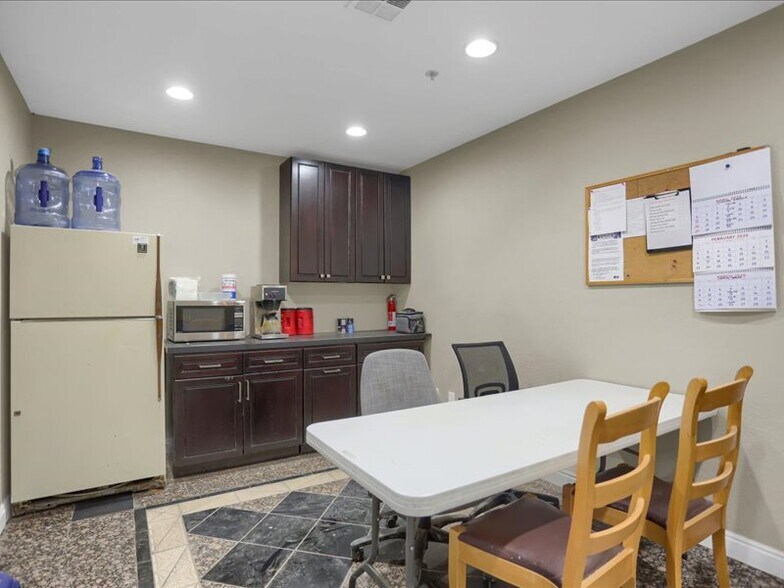 More Photos Of 715-735 S Jason St, Denver Warehouse For Sale