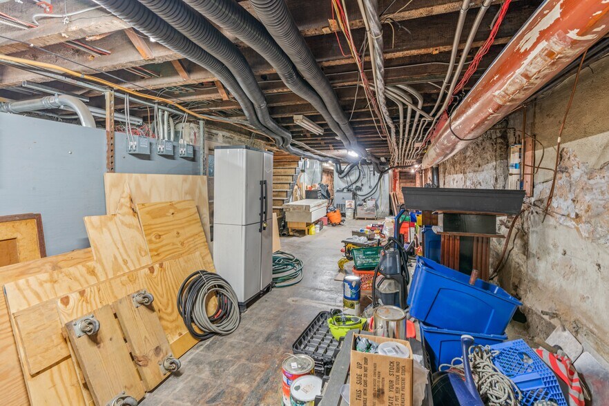 More Photos Of 2007-2011 Walnut St, Philadelphia Apartments For Sale