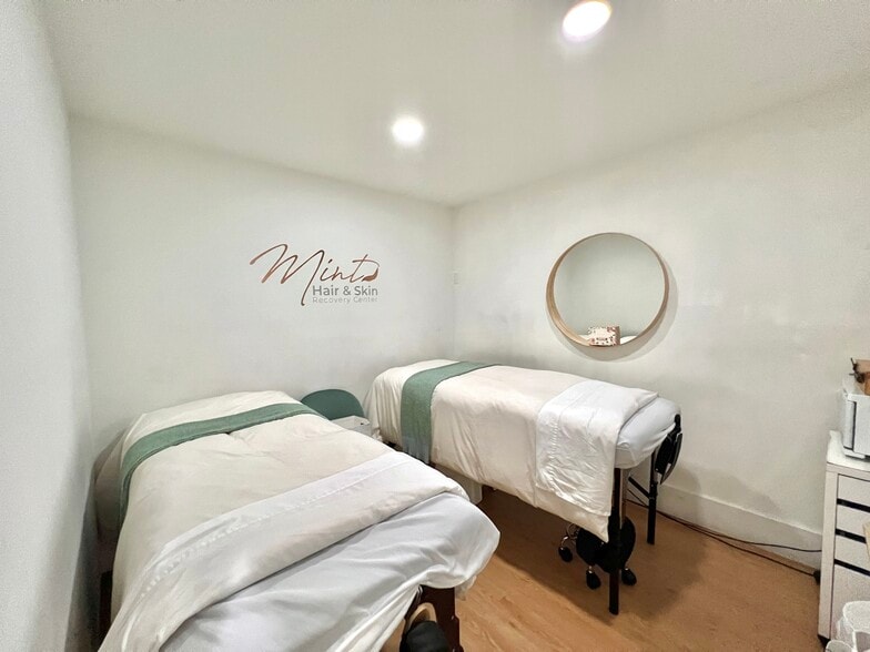 More Photos Of 355-359 Miracle Mile, Coral Gables Freestanding For Lease