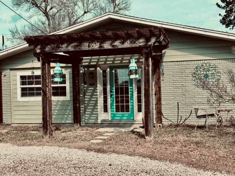 More Photos Of 1543 FM 1781, Rockport Trailer Camper Park For Sale