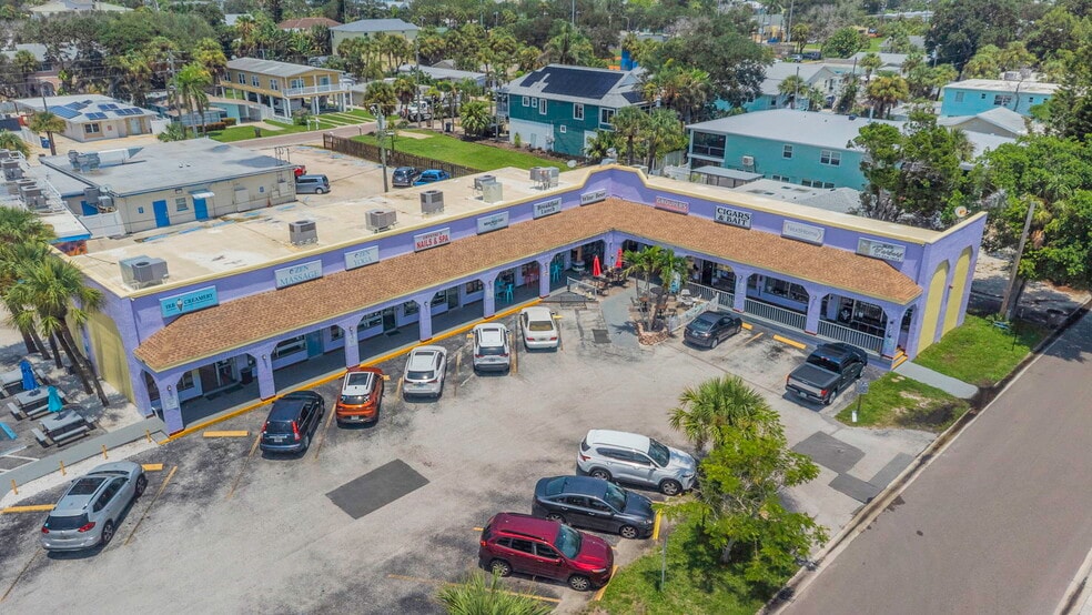 More Photos Of 1401 Gulf Blvd, Indian Rocks Beach General Retail For Sale