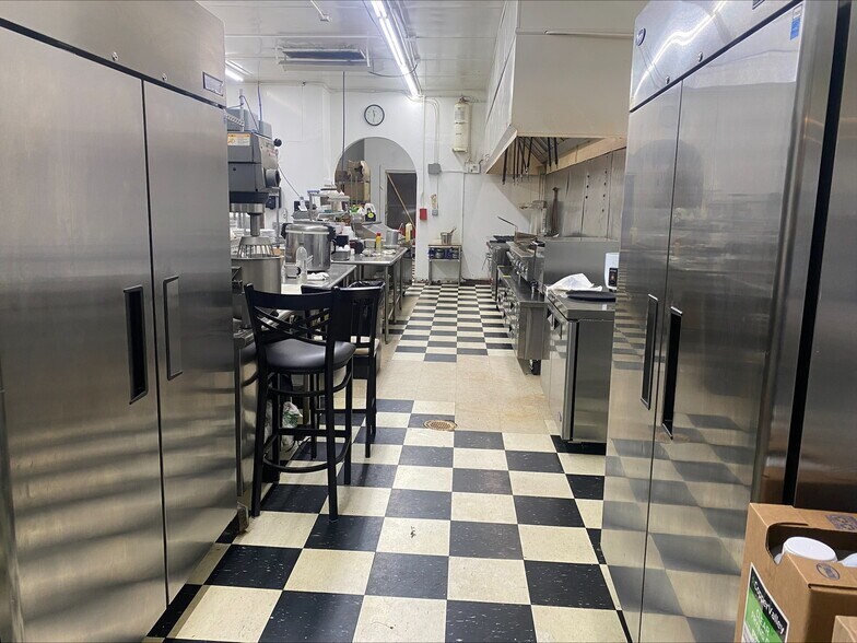 More Photos Of 207 S 3rd St, Laramie Restaurant For Sale