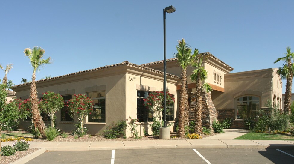 More Photos Of 2150 S Vineyard Ave, Mesa Office For Lease
