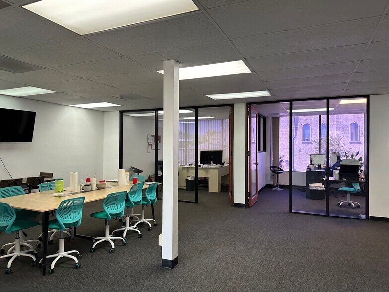More Photos Of 1650 Westwood Blvd, Los Angeles Loft Creative Space For Lease