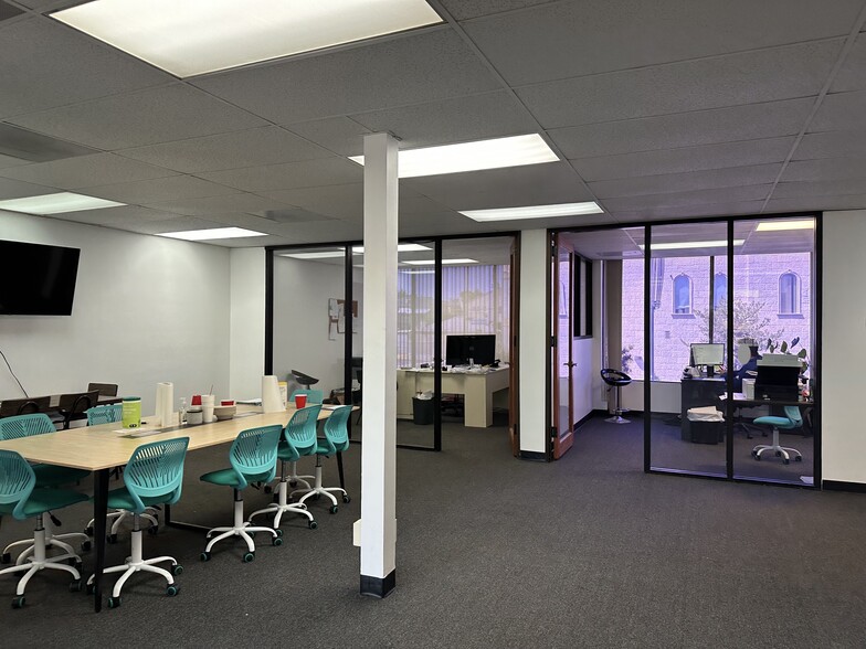 More Photos Of 1650 Westwood Blvd, Los Angeles Loft Creative Space For Lease