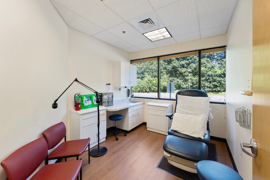 More Photos Of 265 Benton Dr, East Longmeadow Medical For Sale