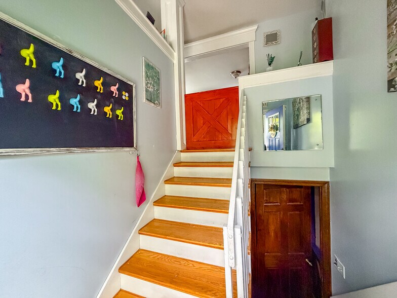 More Photos Of Bay Road, North Easton Specialty For Sale