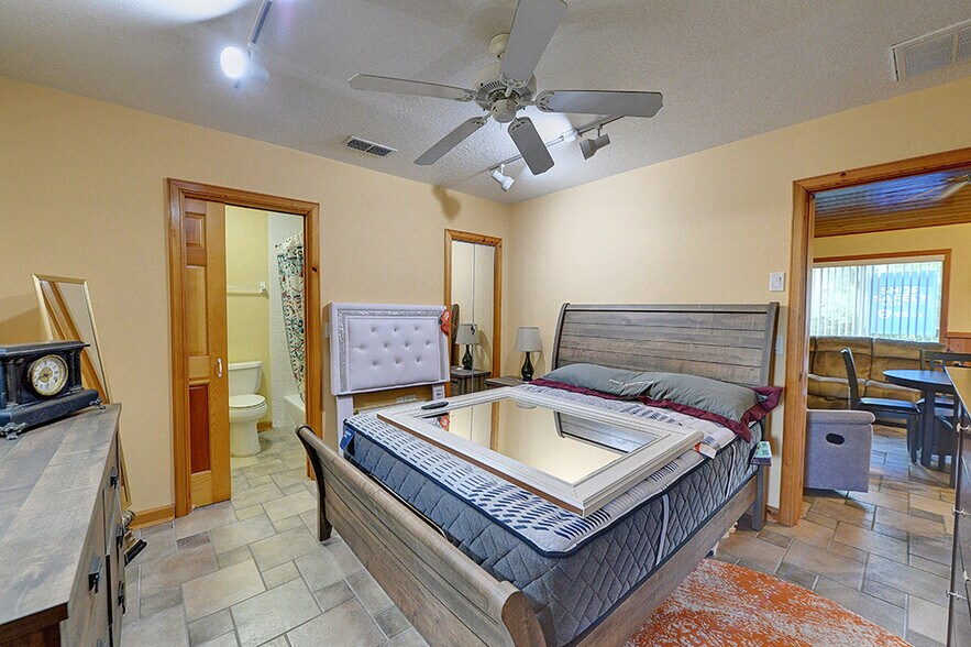 More Photos Of 6991 W Cardinal St, Homosassa Medical For Sale