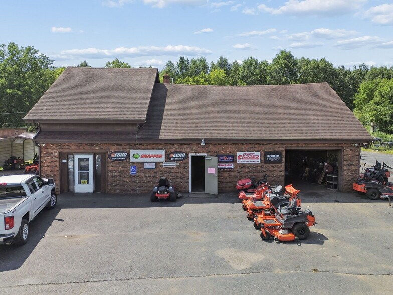 More Photos Of 7271 National Rd SW, Pataskala Freestanding For Sale