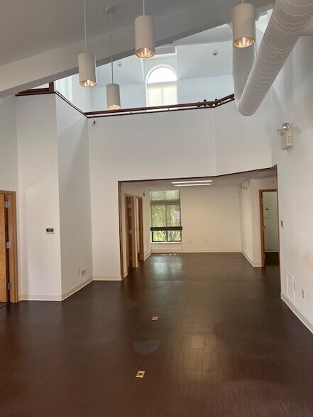 More Photos Of 750 Route 73 S, Marlton Medical For Lease