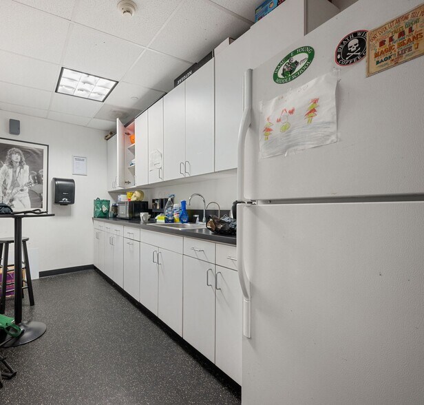 More Photos Of 122-134 Mamaroneck Ave, Mamaroneck Storefront Retail Office For Lease