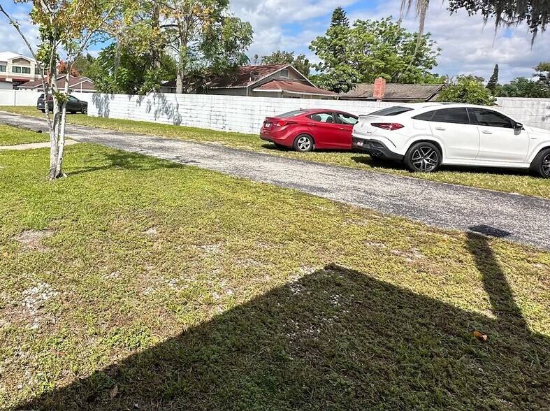 More Photos Of 1201 W Fairbanks Ave, Orlando Freestanding For Lease